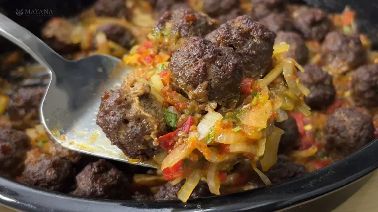 Ezme Kebabı Tarifi: Köz Sebzeli Fırın Köftesi
