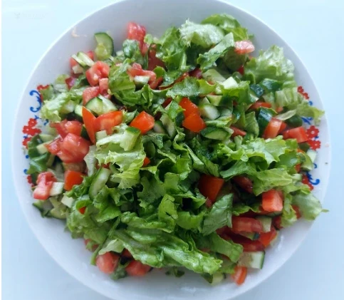 Cevizli ve nar ekşili Gavurdağı salatası