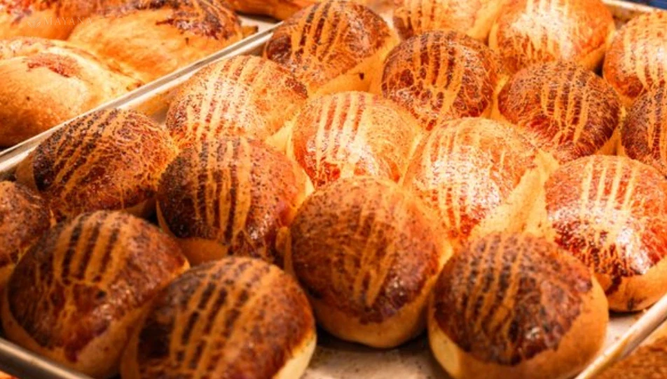 Homemade poğaça that stays soft the next day